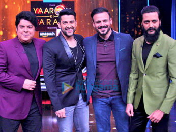 Aftab Shivdasani & Vivek Oberoi on the sets of 'Yaaron Ki Baraat'