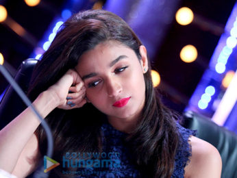 Alia Bhatt promotes ‘Dear Zindagi’ on Jhalak Dikhhla Jaa