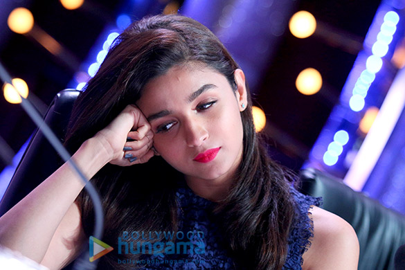 alia bhatt promotes dear zindagi on jhalak dikhhla jaa 6