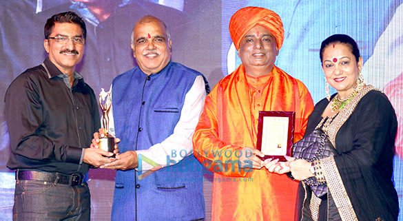 celebs grace bharat icon awards 2