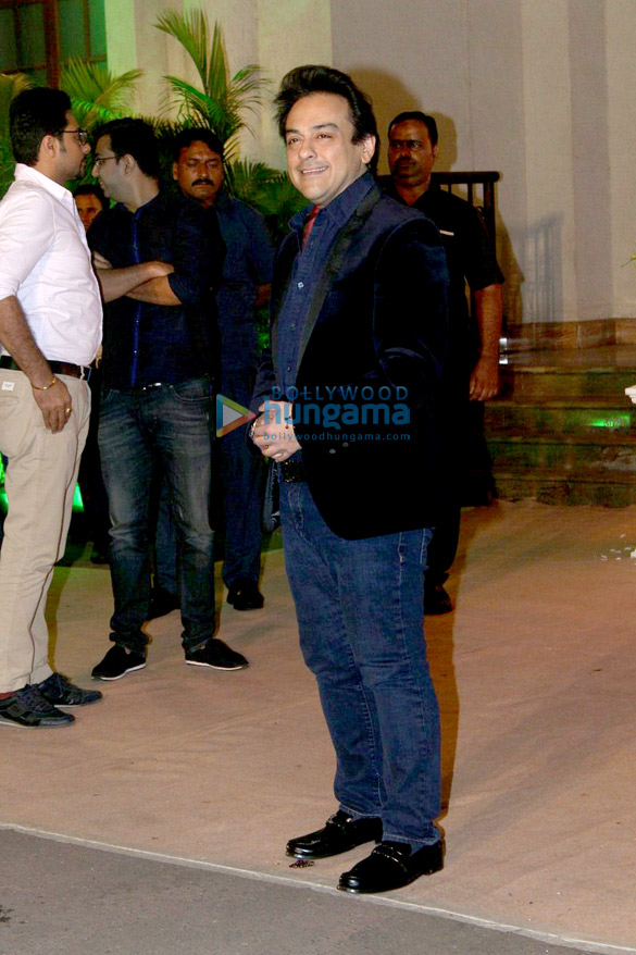 celebs grace rikku rakesh nath daughter shaina naths wedding reception 4