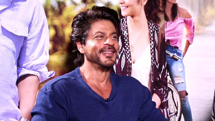 Shah Rukh Khan, Alia Bhatt’s UNFORGETTABLE Rapid Fire On Dear Zindagi, Sidharth Malhotra, Varun Dhawan Shah Rukh Khan, Alia Bhatt’s UNFORGETTABLE Rapid Fire On Dear Zindagi, Sidharth Malhotra, Varun Dhawan