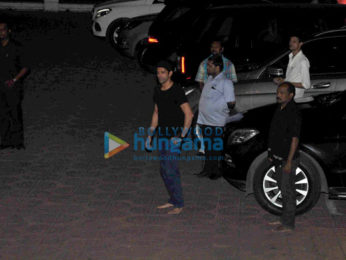 Chris Martin snapped with Bollywood celebs at Farhan Akhtar's new pad