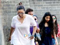 Gauri Khan and others arrive from Alibaug after Shah Rukh Khan’s birthday bash