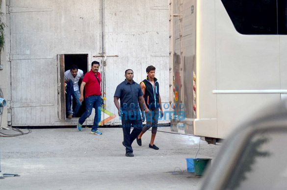 hrithik snapped at an ad shoot in mumbai 4