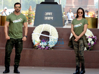 John Abraham & Sonakshi Sinha visit Amar Jawan Jyoti in Delhi to pay tribute to martyrs