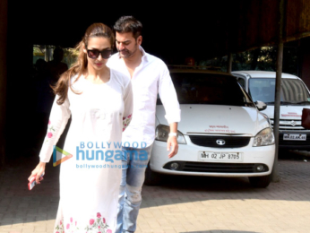 Malaika Arora Khan & Arbaaz Khan snapped outside the Family Court in Bandra