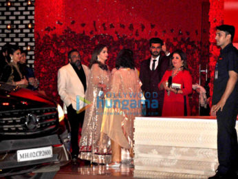 Ranbir Kapoor, Jacqueline Fernandez, Arjun Kapoor & other celebs attend Ambani bash at Antilla