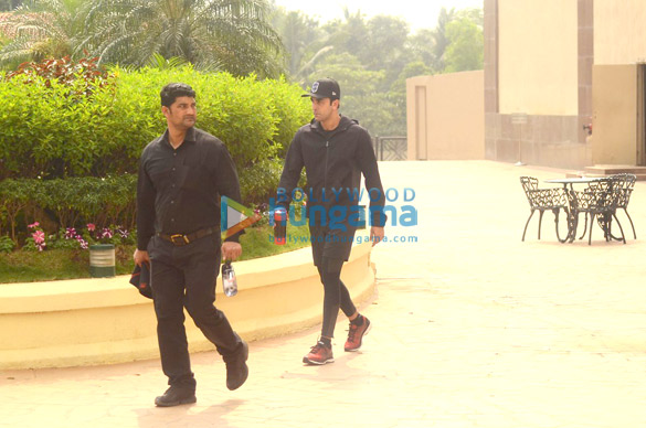ranbir kapoor snapped post gym session at taj lands end 5