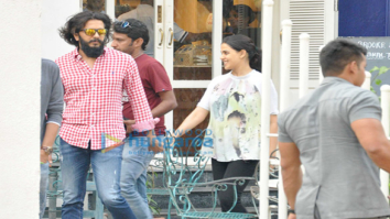 Riteish Deshmukh & Genelia Dsouza snapped at Taj Mahal Tea House, Bandra