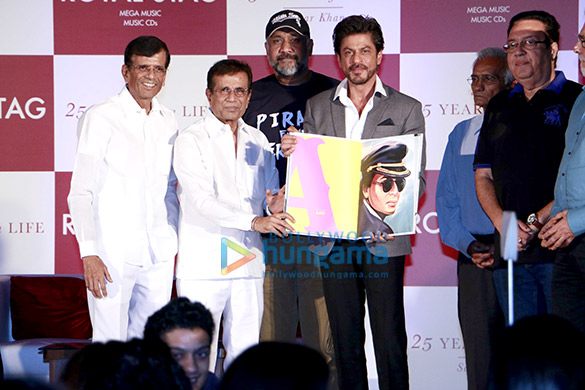 srk graces the launch of samar khans book 1
