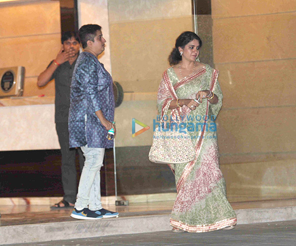 salman and others snapped at arpita ayushs wedding anniversary bash 13