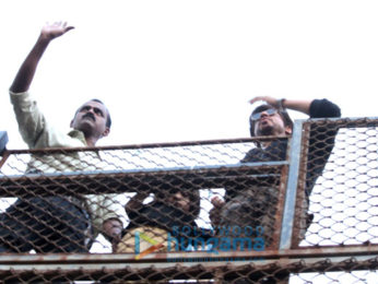 Shah Rukh Khan greets his fans on his 51st birthday