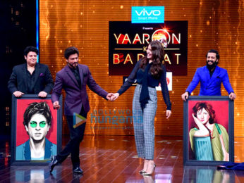 Shah Rukh Khan and Anushka Sharma on the sets of 'Yaaron Ki Baaraat'