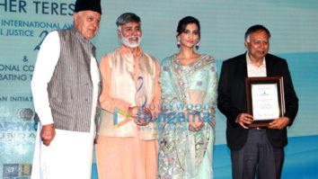 Sonam Kapoor graces Mother Teresa Memorial International Awards