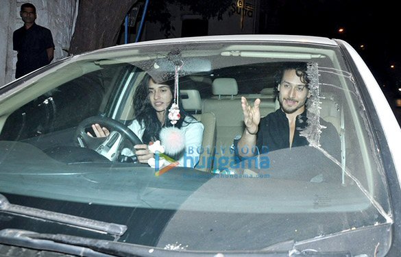 tiger disha snapped at the korner house 5