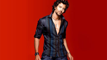 Is Hrithik Roshan all set to direct a film?