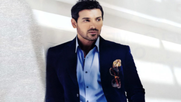 Shocking: John Abraham shares the video of his knee surgery