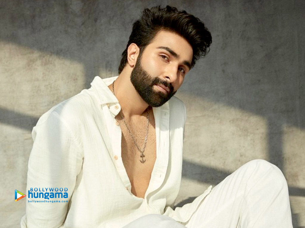 Aadar Jain, Filmography, Movies, Aadar Jain News, Videos, Songs, Images