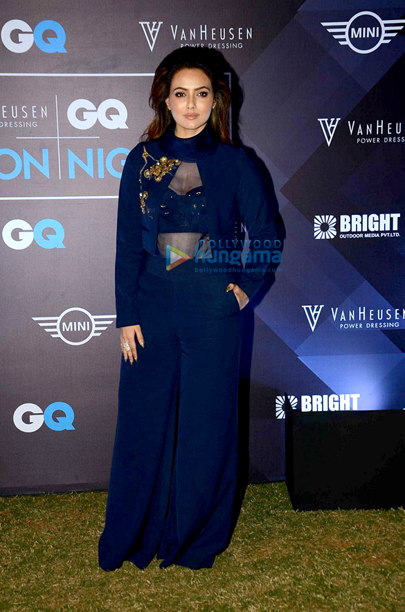 aamir sooraj grace the gq fashion nights 11