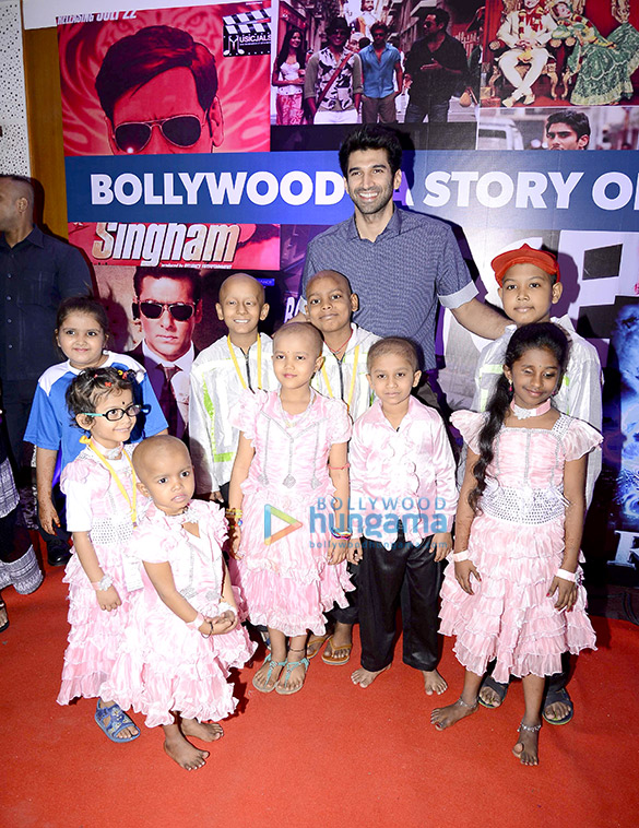 aditya roy kapur meets special kids at tata memorial centre 2