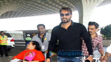 Ajay Devgn, Shahid Kapoor and Kajol snapped at the airport