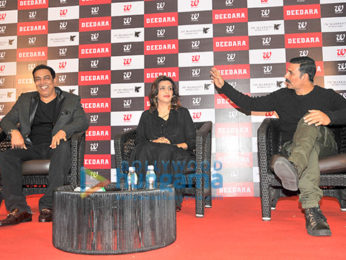 Akshay Kumar & Vindu Dara Singh launch the book Deedara aka Dara Singh