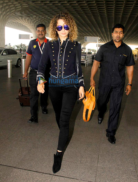 Alia Bhatt, Kriti Sanon, Sonam Kapoor and Kangna Ranaut snapped at the airport