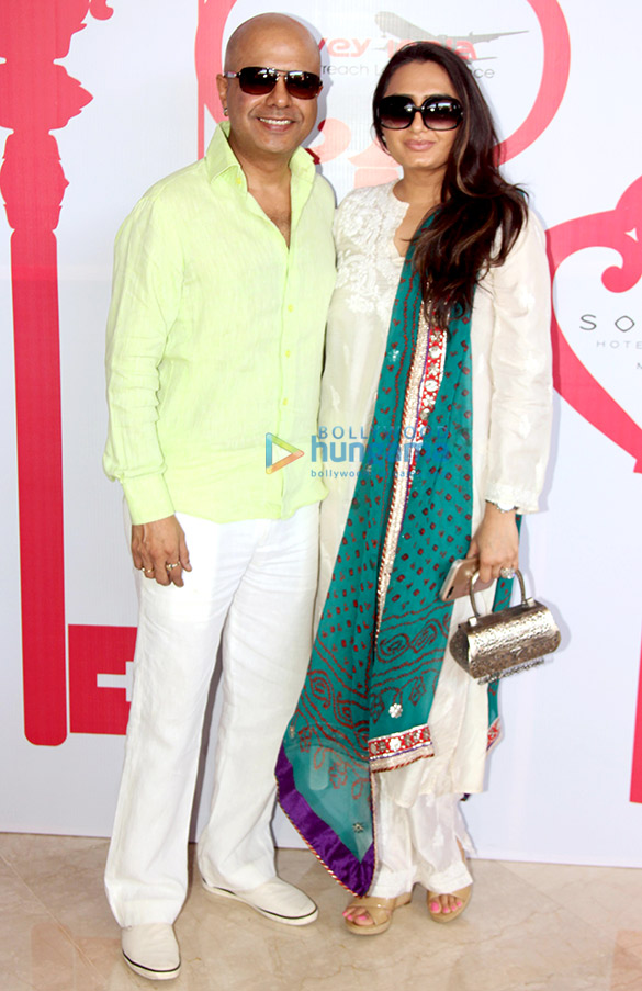celebs grace harvey indias christmas brunch hosted by joe rajan 8