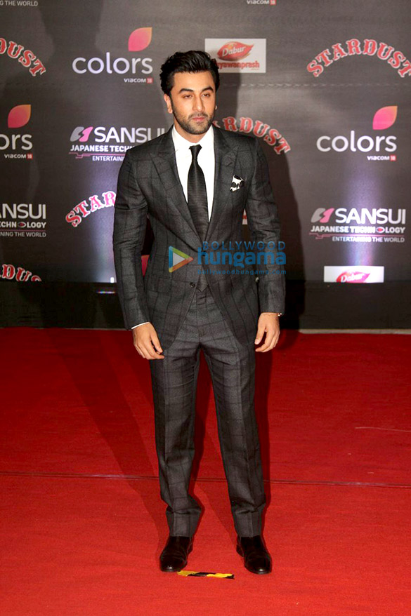 celebs grace stardust awards 2016 12 2
