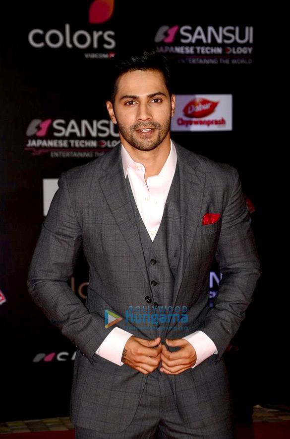 celebs grace stardust awards 2016 22