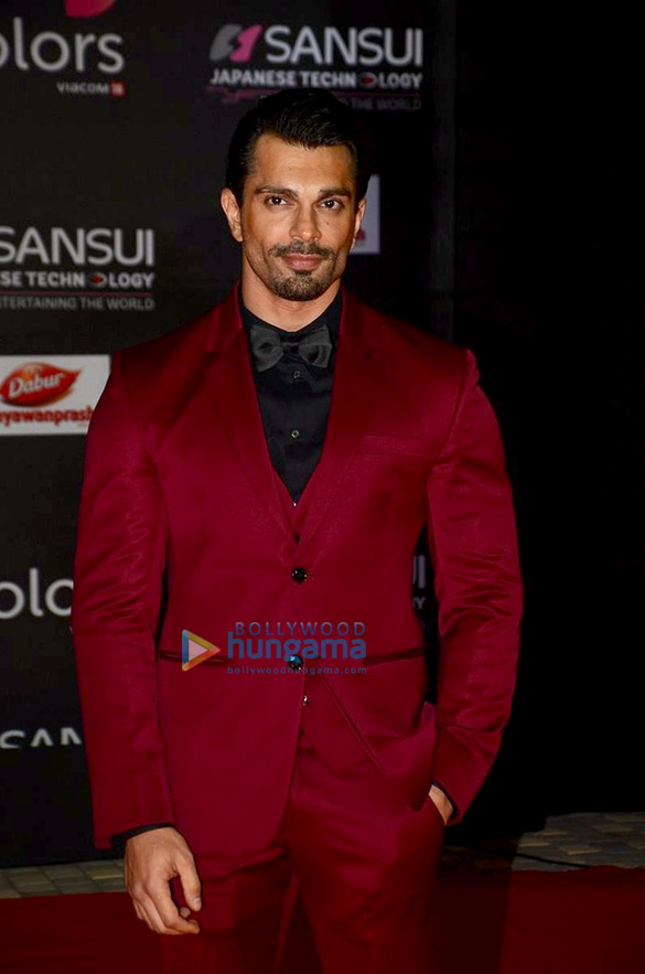 celebs grace stardust awards 2016 29