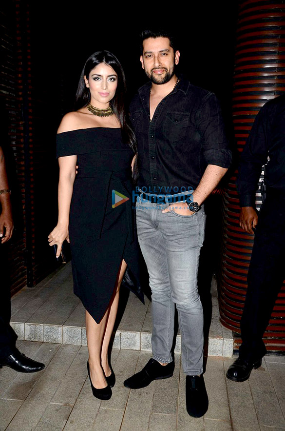 celebs grace the launch of the estellla lounge in juhu 3