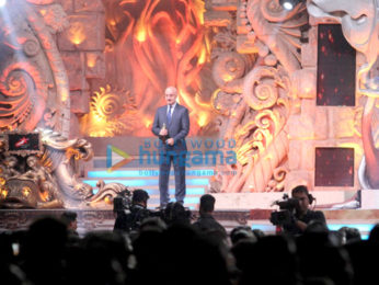 Celebs perform at 23rd Annual Star Screen Awards 2016