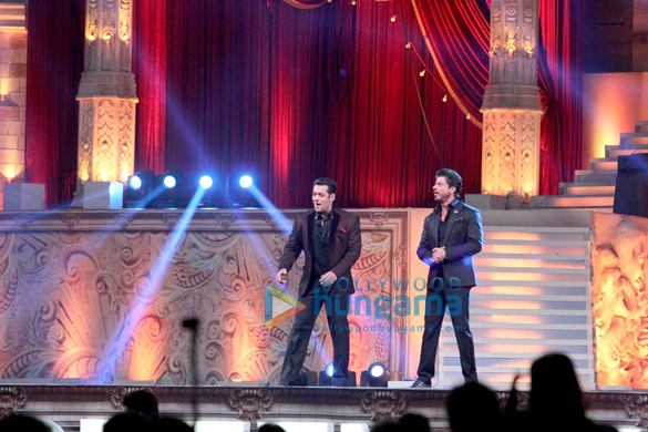 celebs perform at 23rd annual star screen awards 2016 29