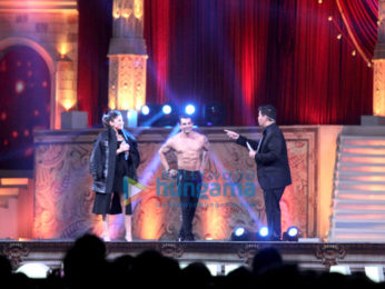 Celebs perform at 23rd Annual Star Screen Awards 2016