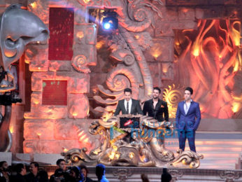 Celebs perform at 23rd Annual Star Screen Awards 2016