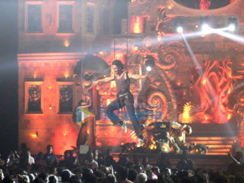 Celebs perform at 23rd Annual Star Screen Awards 2016