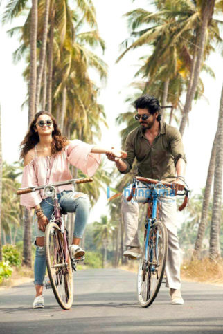 Dear Zindagi Photos, Poster, Images, Photos, Wallpapers, HD Images,  Pictures - Bollywood Hungama