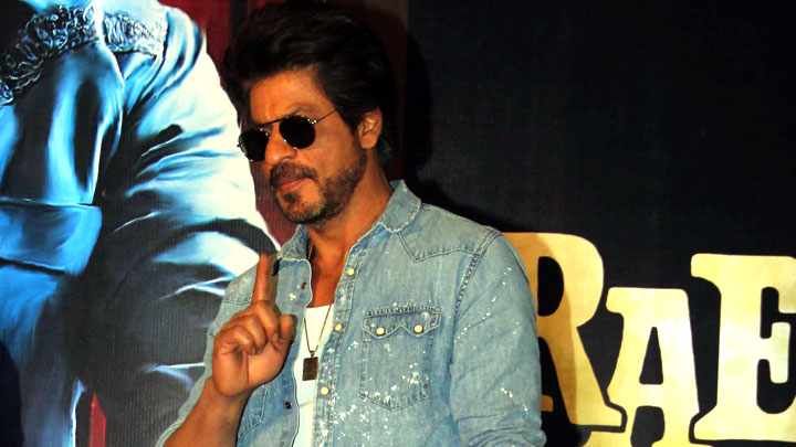 Shah Rukh Khan CRIES In Bathroom, Actor’s Hilarious Confession Shah Rukh Khan CRIES In Bathroom, Actor’s Hilarious Confession