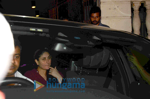 Kareena Kapoor Khan, Malaika Arora Khan and Aditi Gowitrikar snapped post dinner Kareena Kapoor Khan, Malaika Arora Khan and Aditi Gowitrikar snapped post dinner