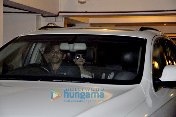 malaika arora khan amrita arora and rhea kapoor snapped post lunch at kareena kapoor khan house 6