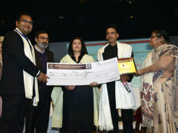 Check out: Manoj Bajpayee felicitated with Bihar Film Ratna award