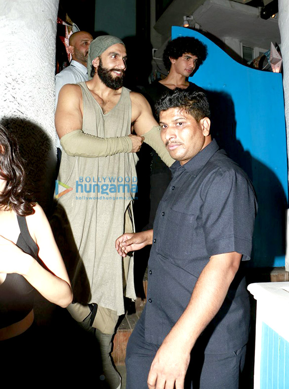 ranveer parties with close friends at olive 4