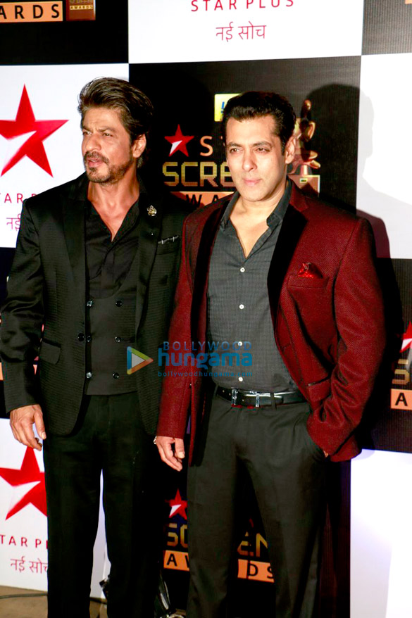 red carpet of 23rd annual star screen awards 2016 30