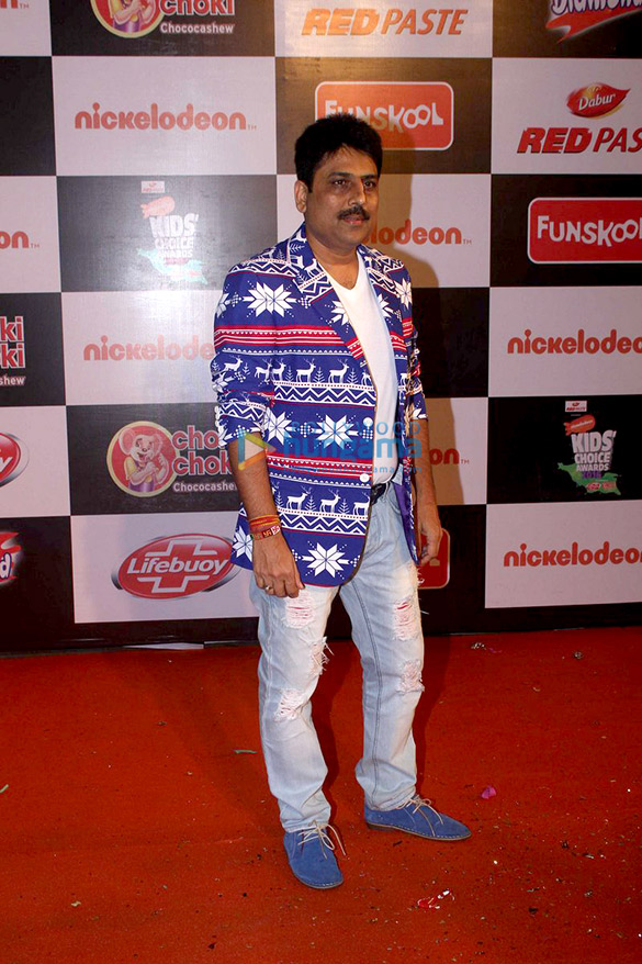 srk deepika varun alia grace the nicklodeon awards 16