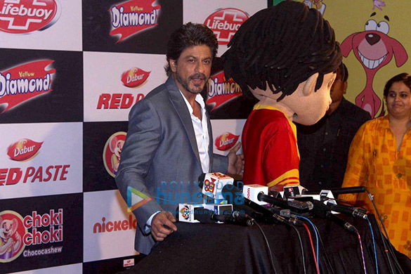 srk deepika varun alia grace the nicklodeon awards 5