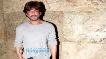 Shah Rukh Khan graces the Raees trailer preview for select media