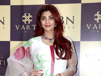 Shilpa Shetty inaugurates Varti Jewels