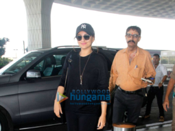 Sonakshi Sinha and others snapped at the airport